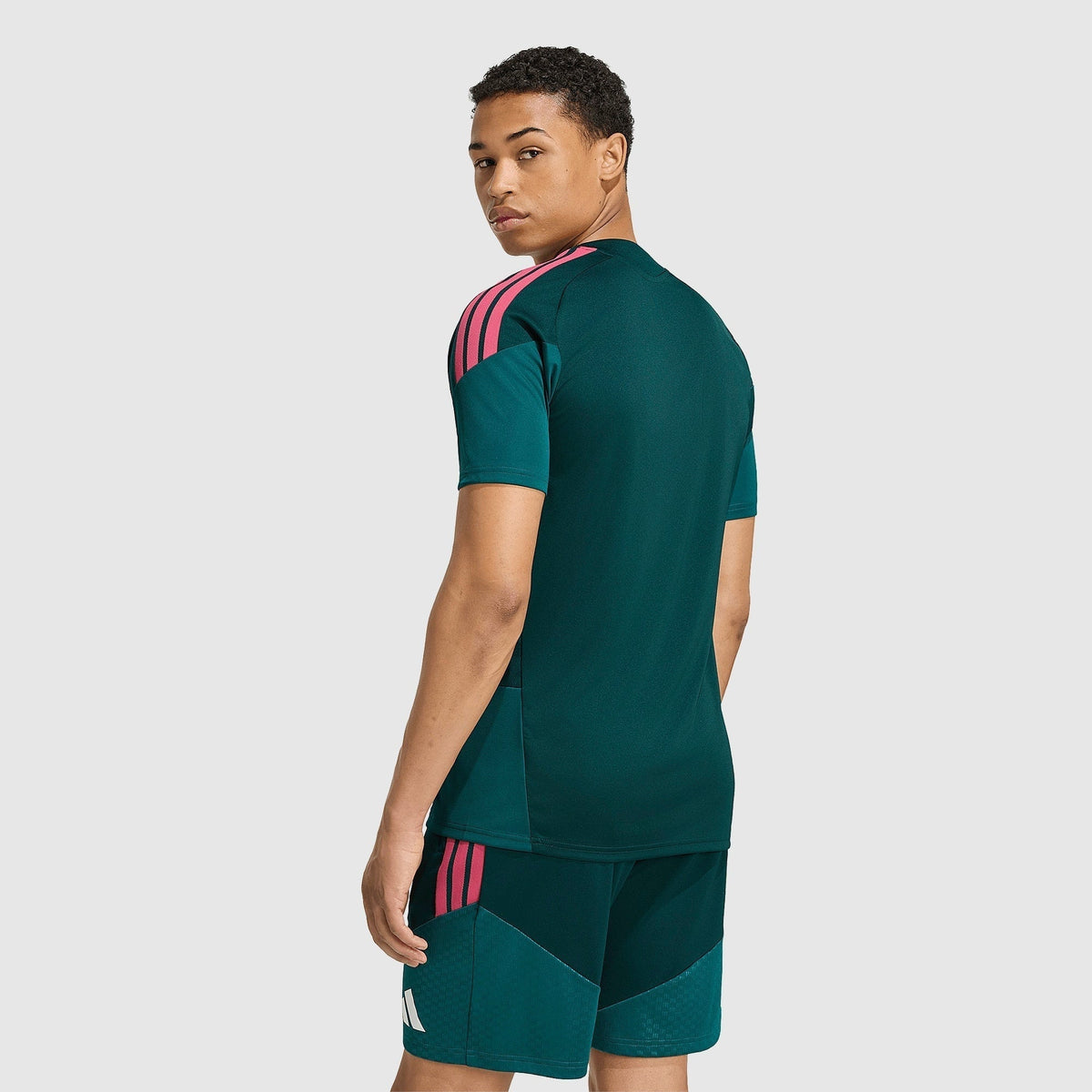 Jersey Real Madrid 2026/27 Training Top