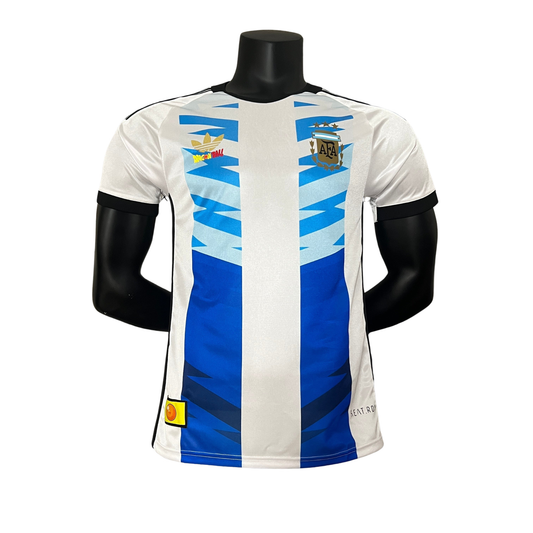 EDICIÓN ESPECIAL ARGENTINA RETRO + DRAGON BALL 2024 HOMBRE (VERSIÓN JUGADOR)