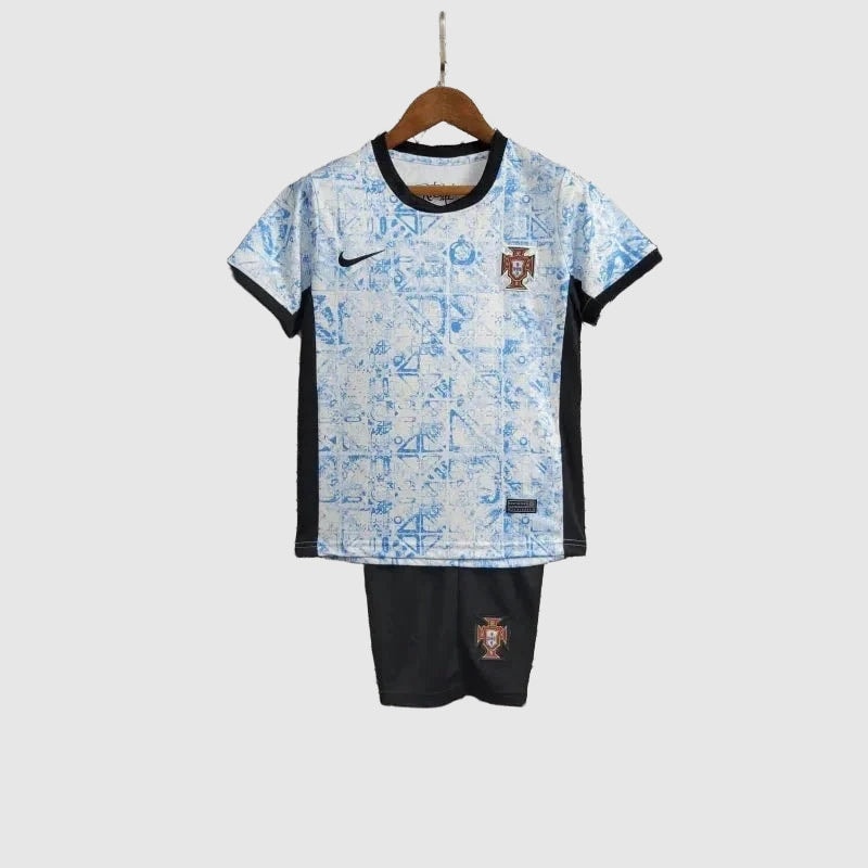 Kids Away Kit 24/25