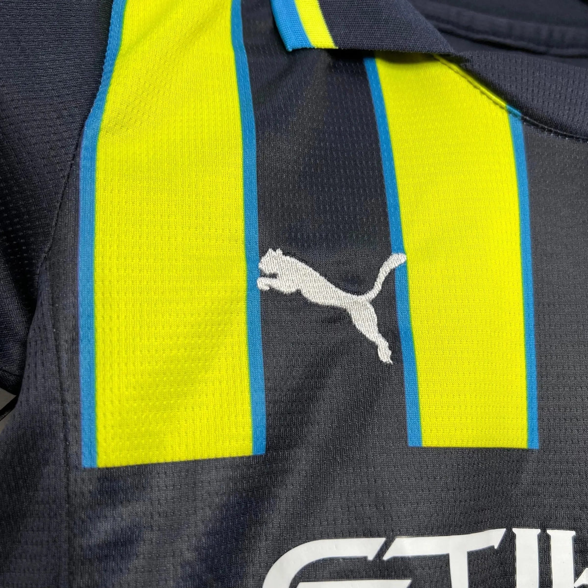 Kids Away Kit 24/25