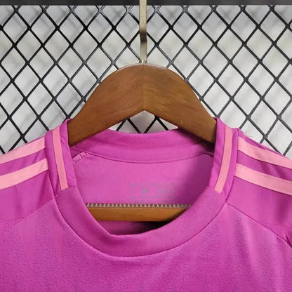 Kids Away Kit 24/25