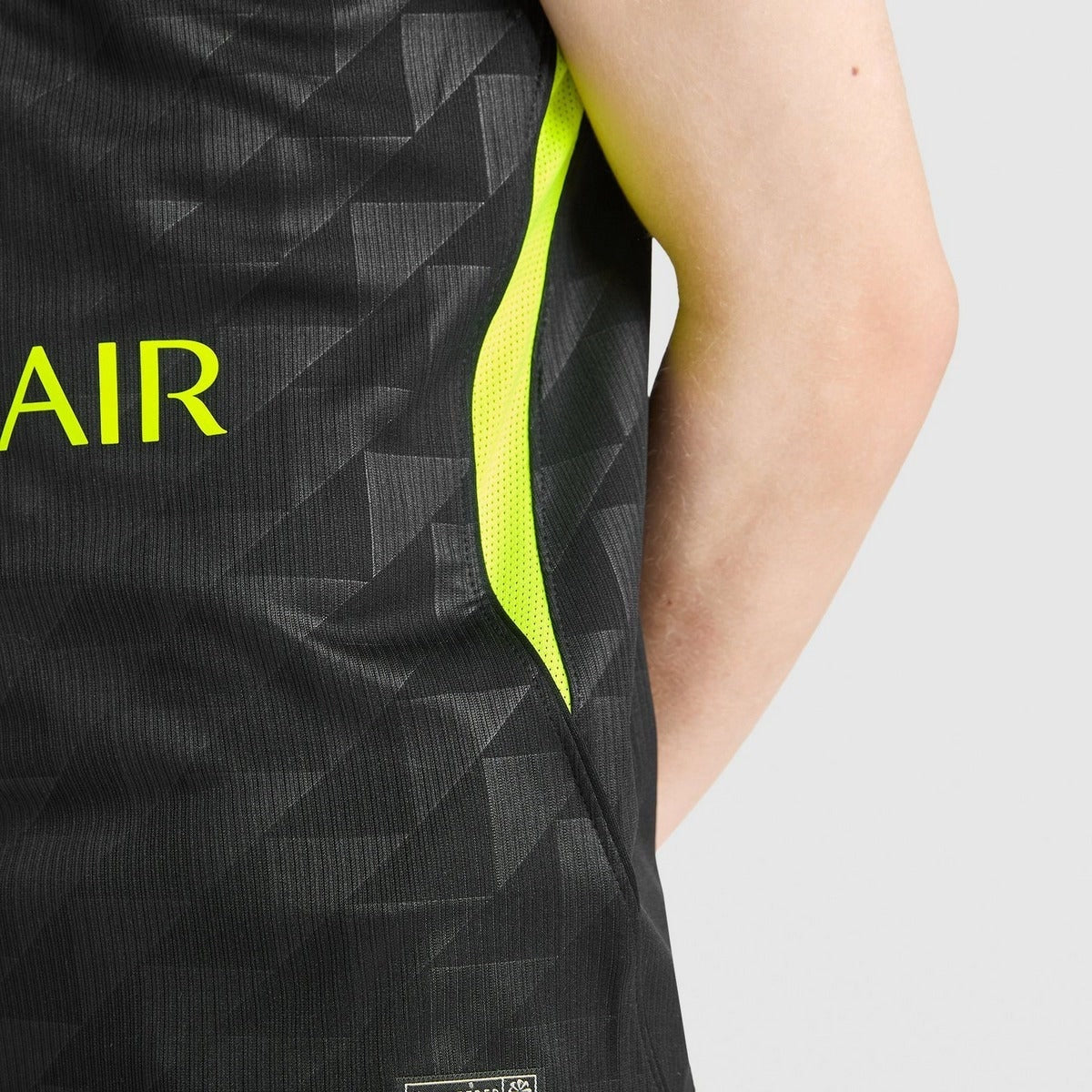 Kids Away Kit 26/27