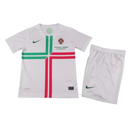 Camiseta retro de visitante de Portugal para niños 2012
