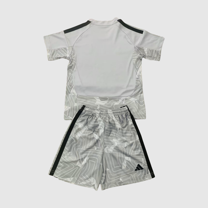 Kids Goalkeeper Kit 26/27 · Design 6