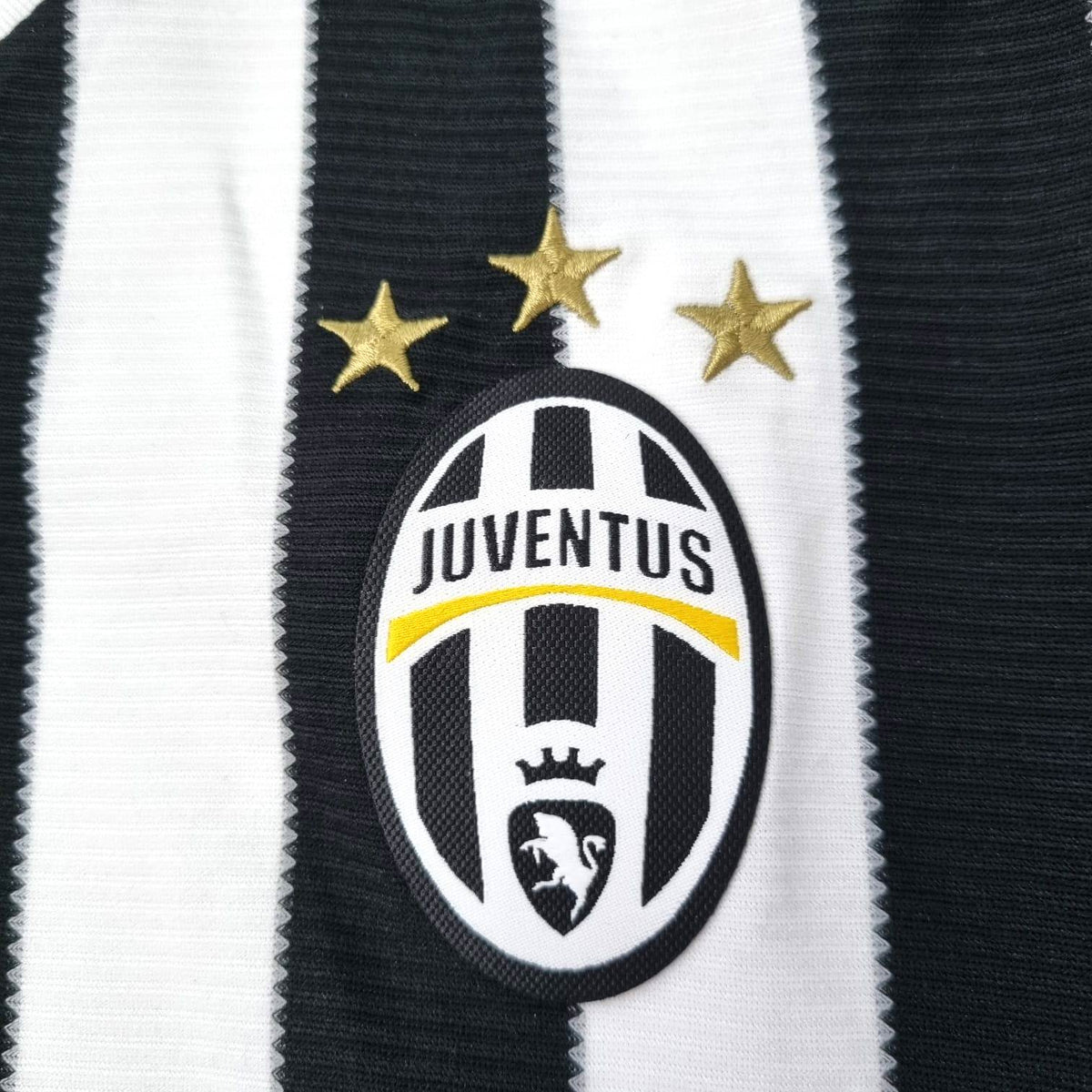Retro Home Jersey 2015/16