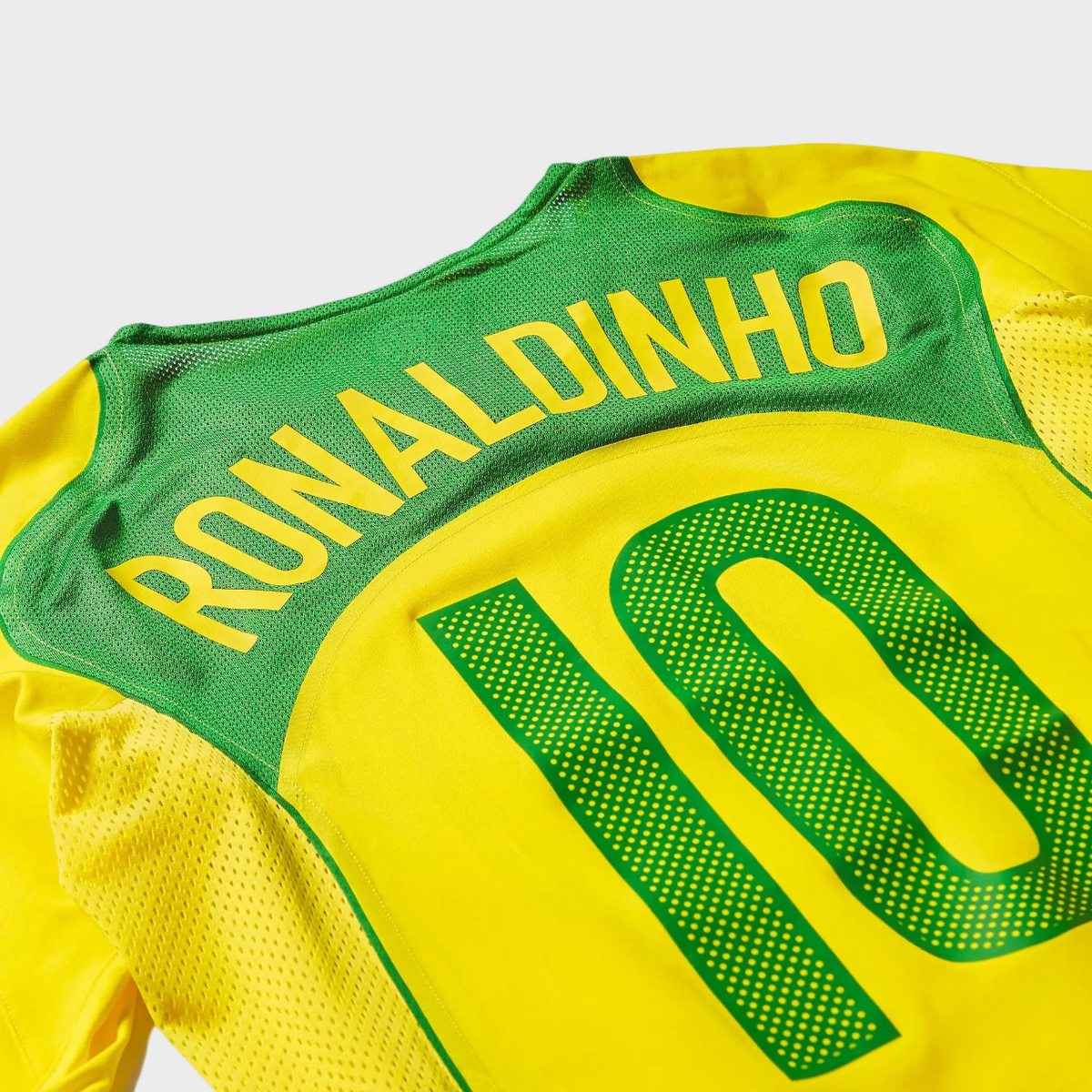 Camiseta de la Selección Brasileña 2004 I Fan Reedición Total 90 RONALDINHO 10
