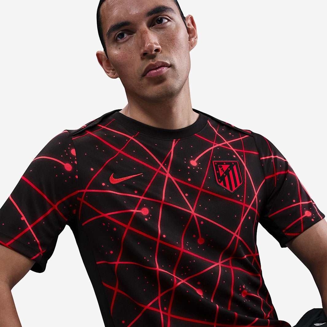 Camiseta de prepartido del Atlético de Madrid 2025/26
