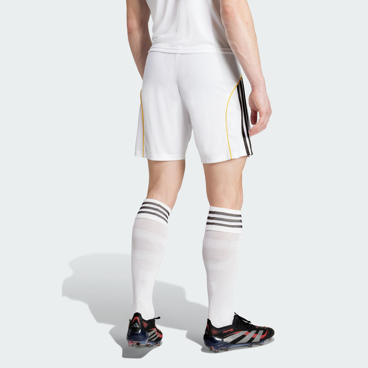 Jersey Real Madrid 2025/26 I Shorts 2
