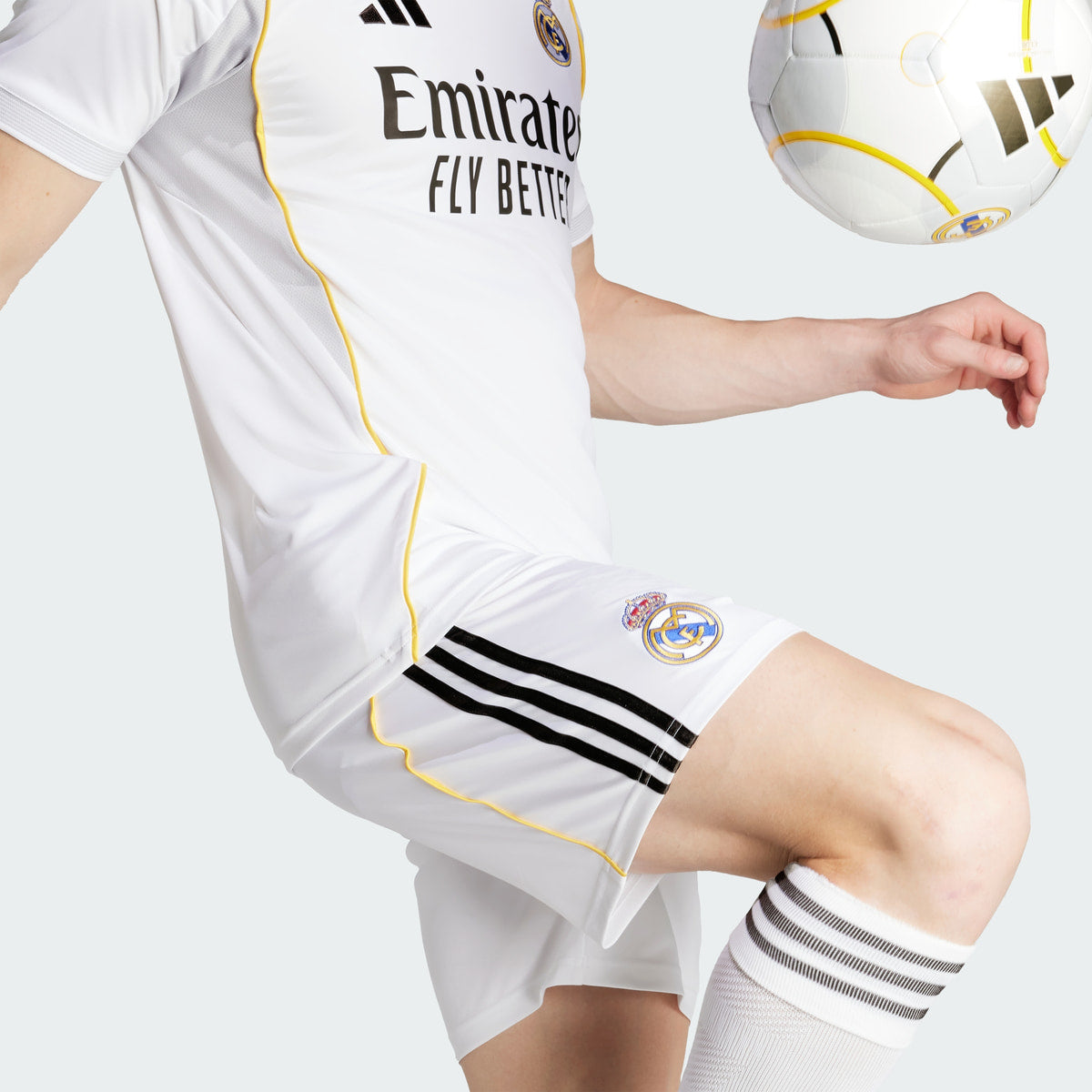 Jersey Real Madrid 2025/26 I Shorts 2