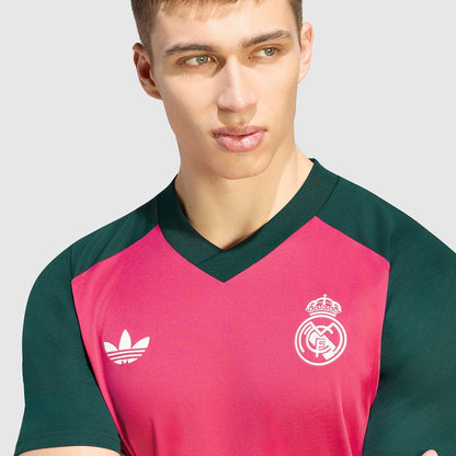 Jersey Real Madrid 2026/27 Pre-Match Fan Man