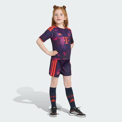 Kids Third Kit 26/27